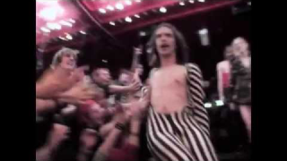 THE DARKNESS : "Get Your Hands Off My Woman" 
