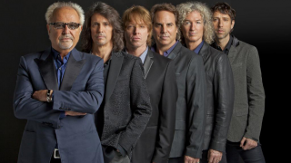 FOREIGNER en concert aux Folies Bergère ! 