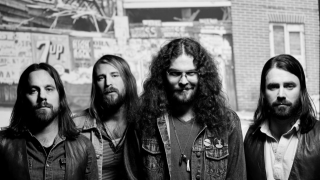 MONSTER TRUCK chez nous au printemps !