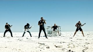 KILLSWITCH ENGAGE "Cut Me Loose"