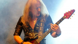 K.K. Downing • Les mémoires de l’ex-guitariste de JUDAS PRIEST