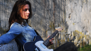 LAURA COX BAND • Interview Laura Cox