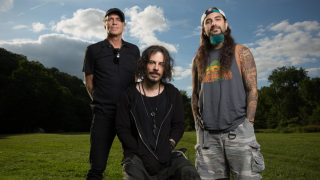 THE WINERY DOGS • Le groupe souhaite enregistrer un 3e album