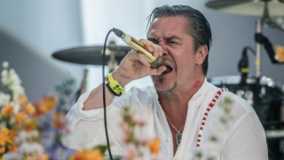 FAITH NO MORE annule sa tournée US Mike Patton évoque des raisons de santé mentale