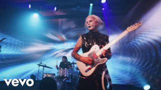 John 5 and The Creatures Feat. Dave Mustaine "Que Pasa"
