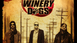 THE WINERY DOGS : "The Winery Dogs" 