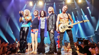 DEF LEPPARD : "Viva! Hysteria" - Live At The Joint, Las Vegas 