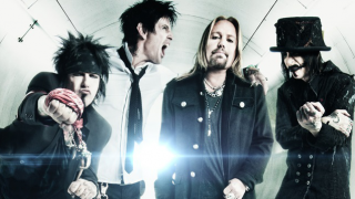 MÖTLEY CRÜE enregistre sa "chanson finale"