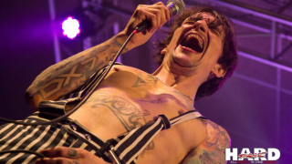 The Darkness + THE RIVER 68's @ Bilbao - Espagne (Santana 27) [16/01/2016]