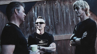 LEVEE WALKERS • Nouveau single pour le supergroupe avec Duff McKagan