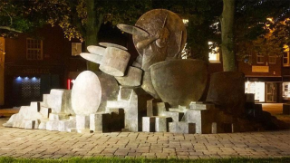 LED ZEPPELIN • Une statue pour John Bonham