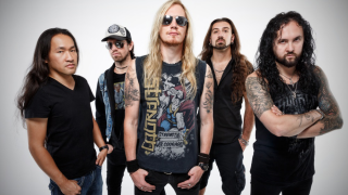 DRAGONFORCE • Nouvel album en septembre