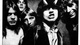 Les sons de l'été #03 Août 1979 • AC/DC "Highway To Hell" • Un petit bourg de Seine-et-Marne