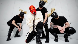 PSYCHOSEXUAL • 1er single du groupe de l'ex-batteur de FIVE FINGER DEATH PUNCH