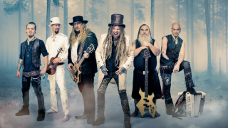 KORPIKLAANI • Un documentaire sur la tournée "Made in Russia"