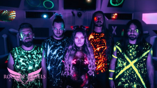 ENEMY INSIDE "Alien"