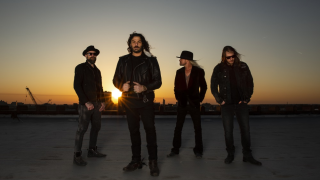 SHAMAN'S HARVEST Le 7e album pour mars