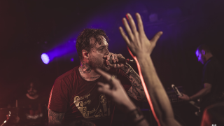 STICK TO YOUR GUNS + BODYSNATCHER + ELWOOD STRAY + NO CURE @ Paris (Trabendo)