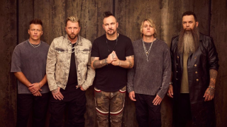 THREE DAYS GRACE Interview Neil Sanderson
