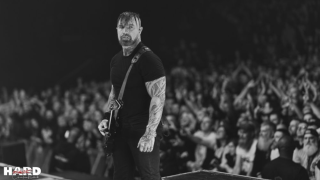 MASS HYSTERIA "Vae Soli: Hellfest 2024", un nouvel album live fin octobre