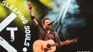 Frank Turner & THE SLEEPING SOULS @ Lyon (LDLC Arena)