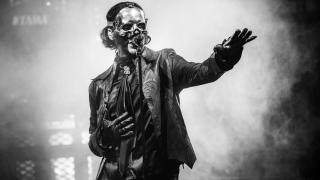 GHOST "It's A Sin" des PET SHOP BOYS pour la 1ère fois sur les plateformes de streaming