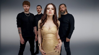 BEYOND THE BLACK Interview Jennifer Haben