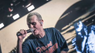 LANDMVRKS (+ PALEFACE SWISS + STICK TO YOUR GUNS + STATIC DRESS) @ Paris (Zénith)