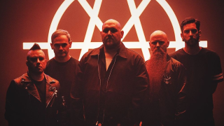 ATREYU "Children Of Light", un nouveau single avec Max Cavalera