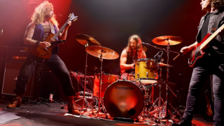 George Thorogood (+ Jared James Nichols) @ Paris (Bataclan)