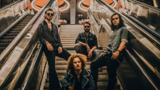 THE FLYNTS L'album "Tame The Flame - Genuine Live In Brussels" en octobre