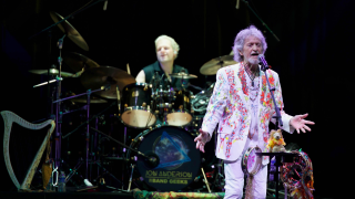 JON ANDERSON AND THE BAND GEEKS @ Paris (Bataclan)