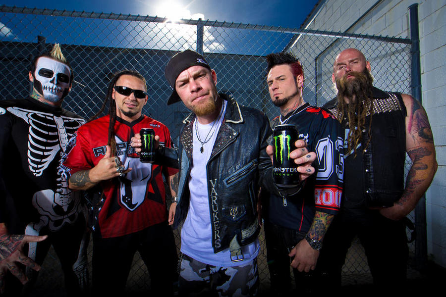 FIVE FINGER DEATH PUNCH continue sa tournée européenne